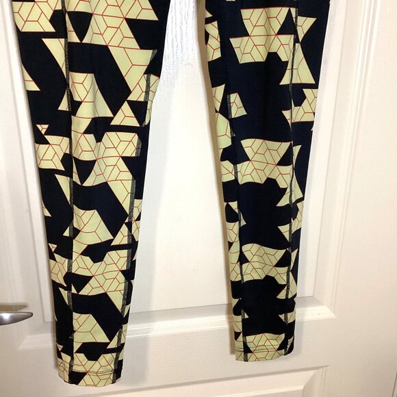 Oiselle Women's Capri Leggings Waistband Pocket Size 06 Geometric Activewear - Picture 3 of 9